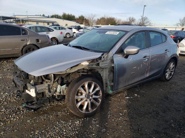  Salvage Mazda 3