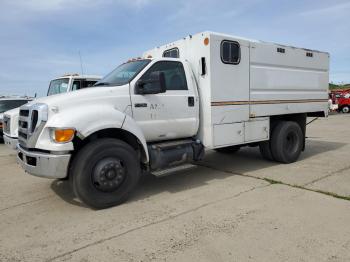  Salvage Ford F-750