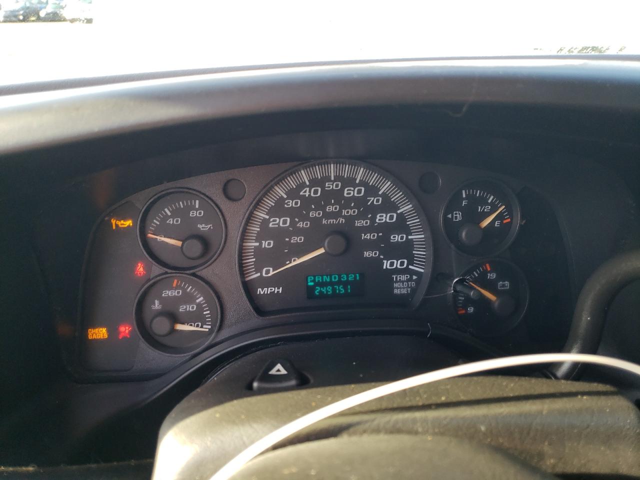 Chevrolet Express Image 8