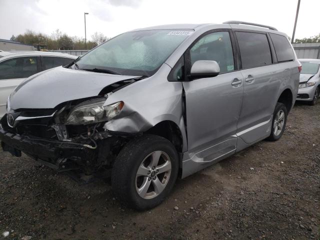  Salvage Toyota Sienna