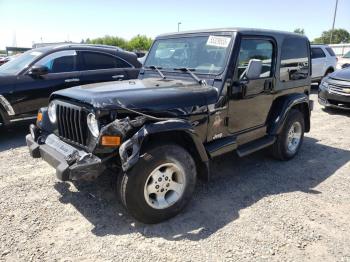  Salvage Jeep Wrangler