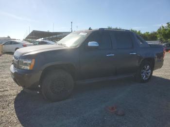  Salvage Chevrolet Avalanche