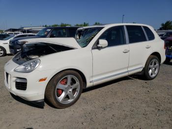  Salvage Porsche Cayenne