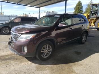  Salvage Kia Sorento