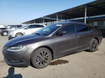  Salvage Chrysler 200