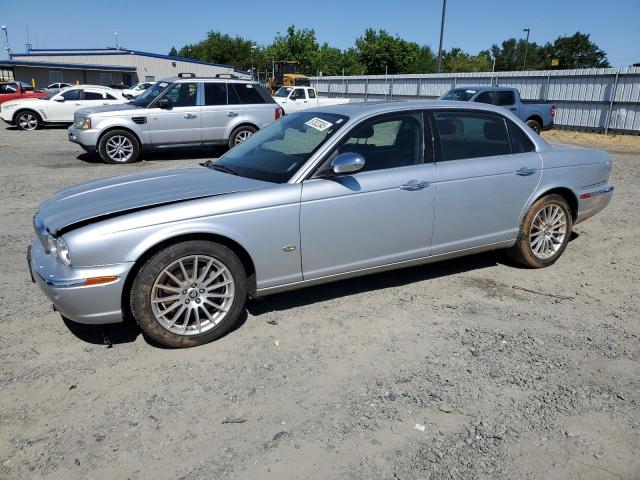  Salvage Jaguar Xj8