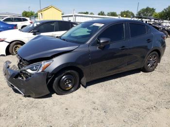 Salvage Toyota Yaris