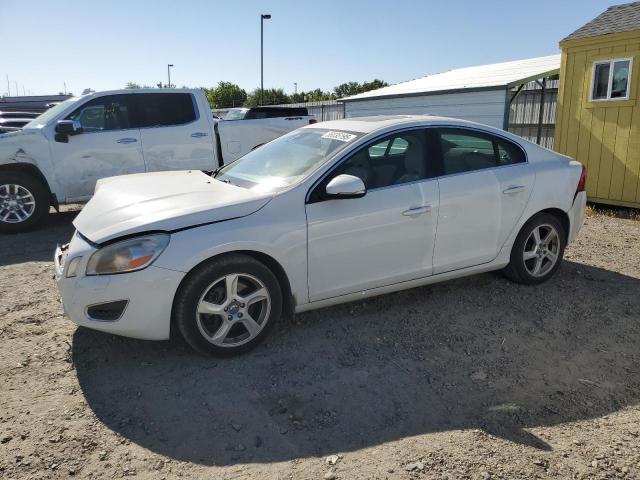  Salvage Volvo S60