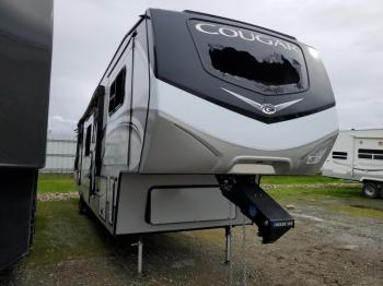  Salvage Coug Trailer