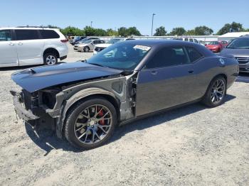  Salvage Dodge Challenger