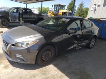  Salvage Mazda 3