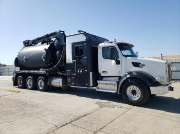  Salvage Peterbilt 567