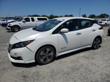  Salvage Nissan LEAF