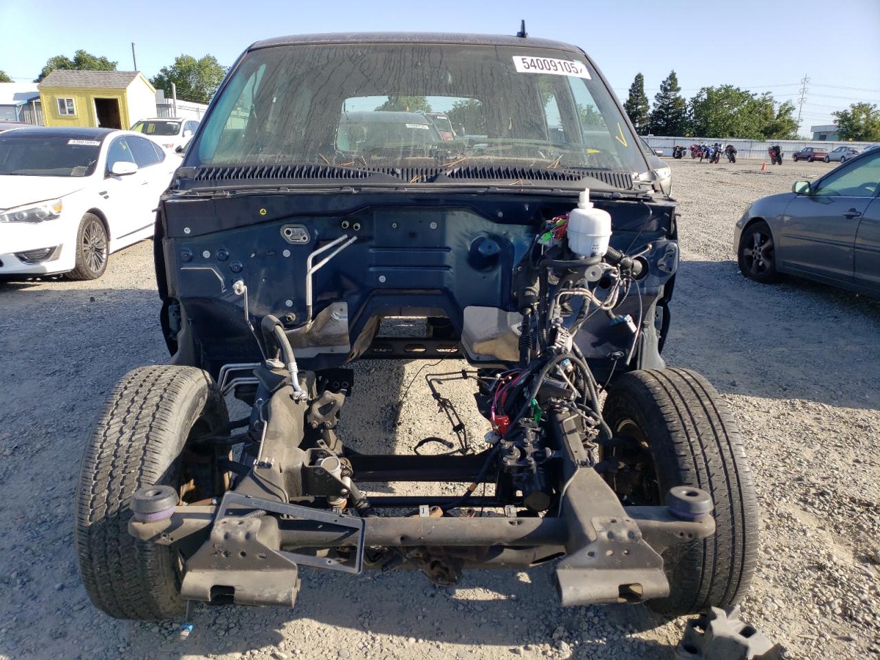 Chevrolet Tahoe C1500 Image 2