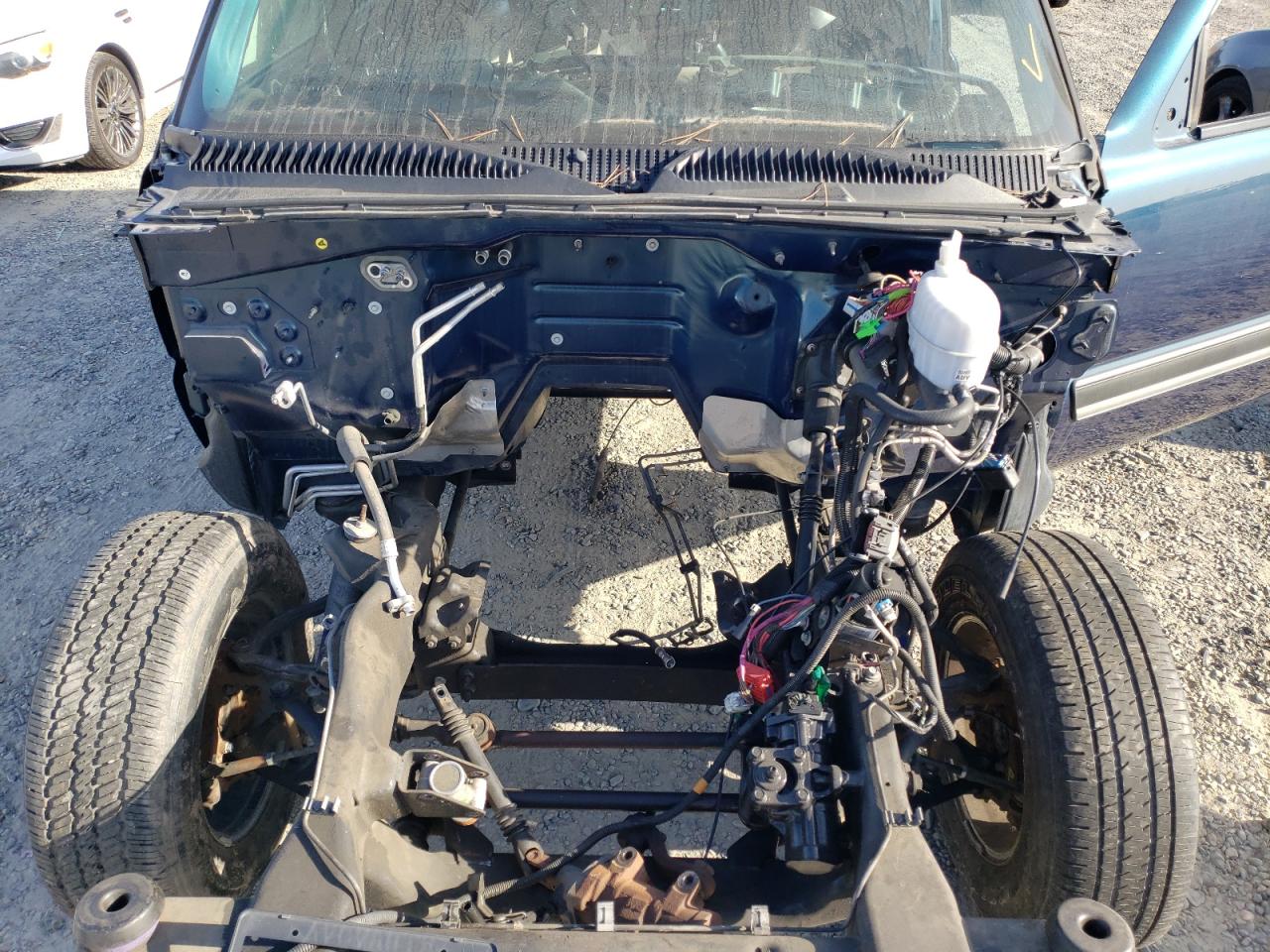 Chevrolet Tahoe C1500 Image 12