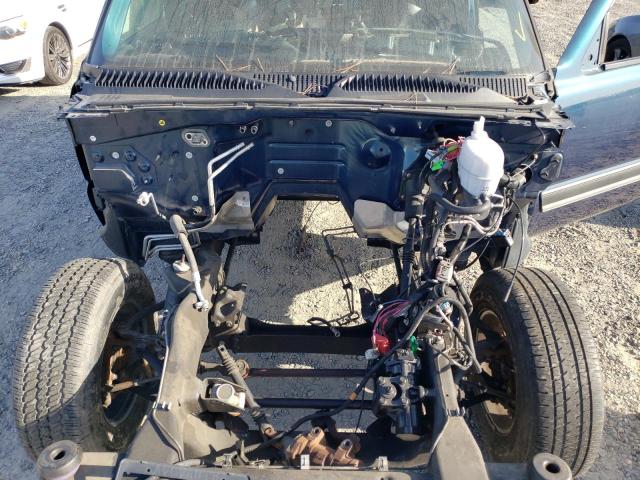 Chevrolet Tahoe C1500 Image 12