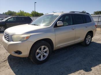  Salvage Toyota Highlander