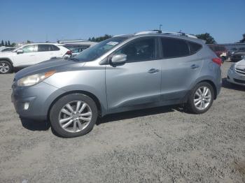  Salvage Hyundai TUCSON