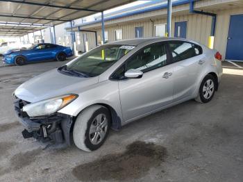  Salvage Kia Forte