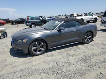 Salvage Ford Mustang