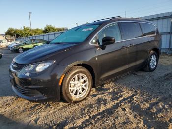  Salvage Chrysler Minivan