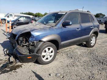  Salvage Hyundai TUCSON