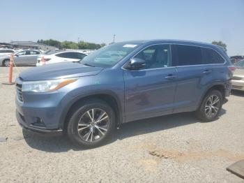  Salvage Toyota Highlander