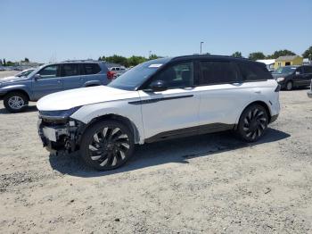  Salvage Lincoln Nautilus