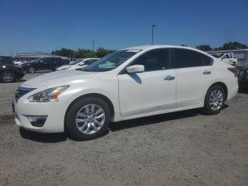  Salvage Nissan Altima