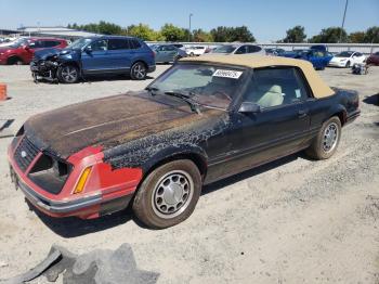  Salvage Ford Mustang