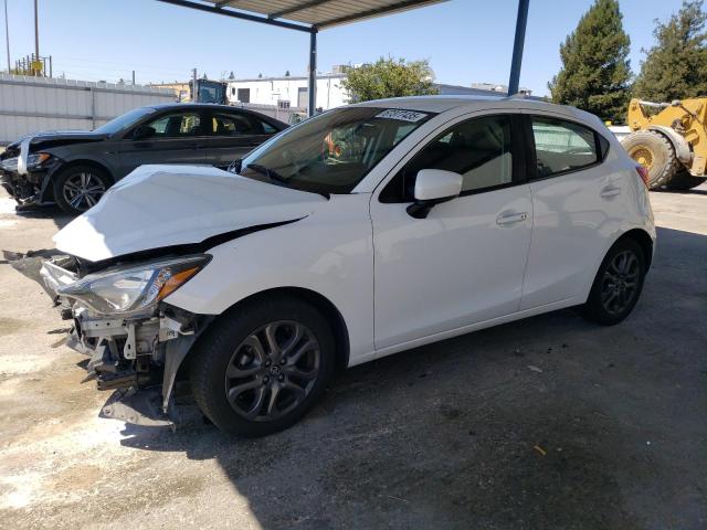 Salvage Toyota Yaris