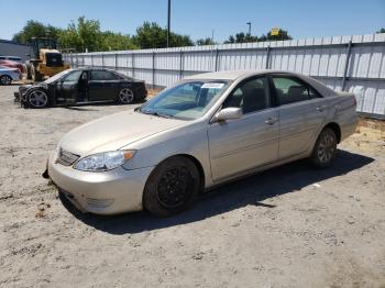  Salvage Toyota Camry