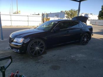  Salvage Chrysler 300