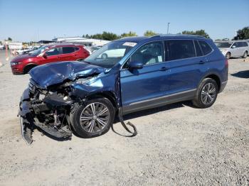  Salvage Volkswagen Tiguan