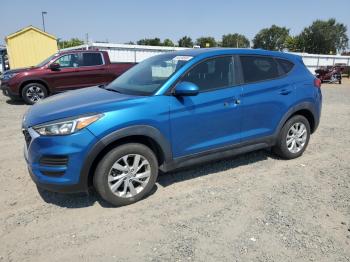  Salvage Hyundai TUCSON