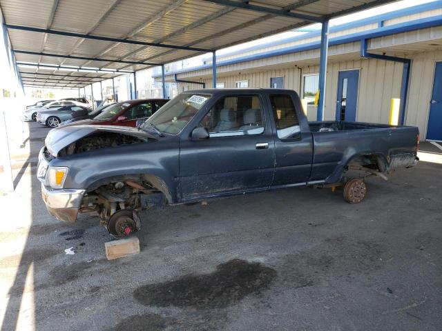  Salvage Toyota Pickup