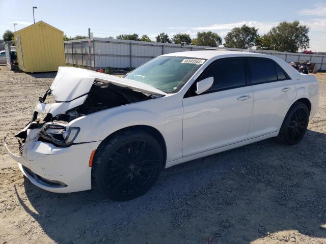  Salvage Chrysler 300
