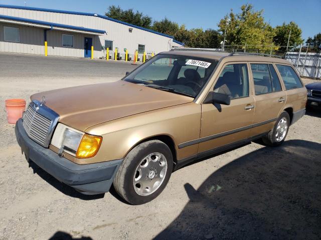  Salvage Mercedes-Benz 300-Class