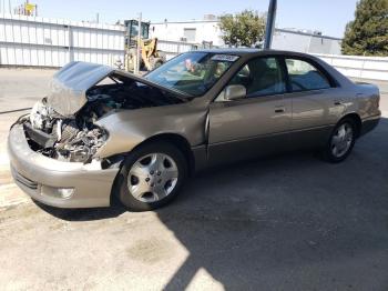  Salvage Lexus Es