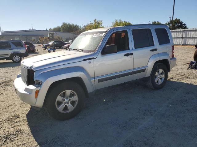  Salvage Jeep Liberty