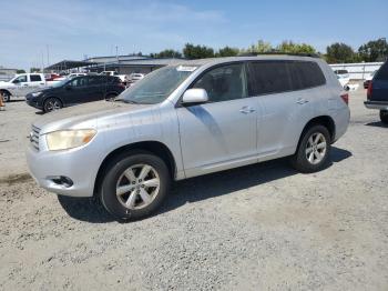 Salvage Toyota Highlander