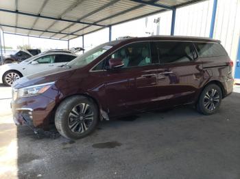  Salvage Kia Sedona