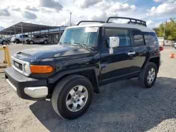  Salvage Toyota FJ Cruiser