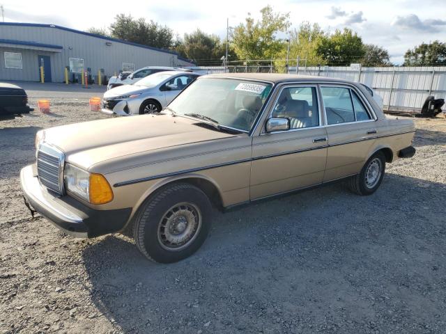  Salvage Mercedes-Benz 300-Class