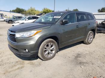  Salvage Toyota Highlander