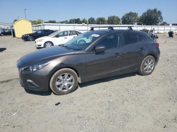  Salvage Mazda 3