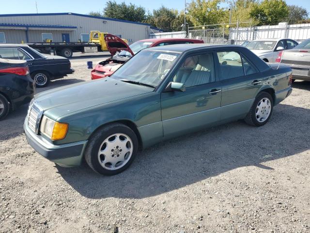  Salvage Mercedes-Benz 300-Class