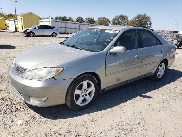  Salvage Toyt Camry