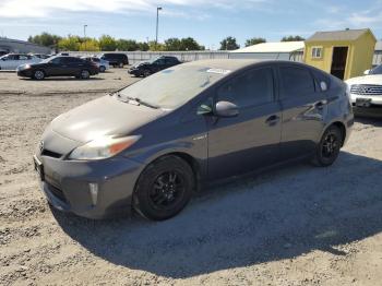  Salvage Toyota Prius