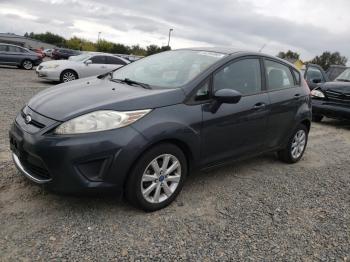  Salvage Ford Fiesta